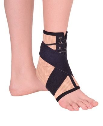 Destekli Ayak Bilekliği Ayak Bilek Çevresi 19-23 Medium