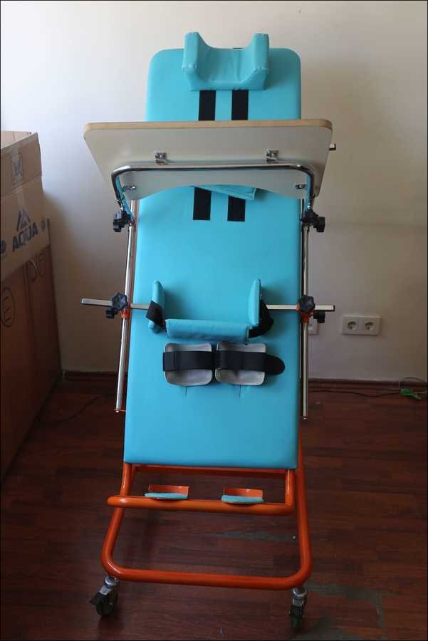 Standing Table Ayakta Dik Durma Sehpası Sedye Olabilen - Yaş Arası